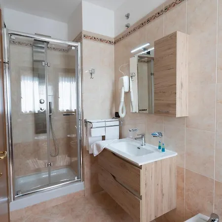 Hotel D'atri 3*